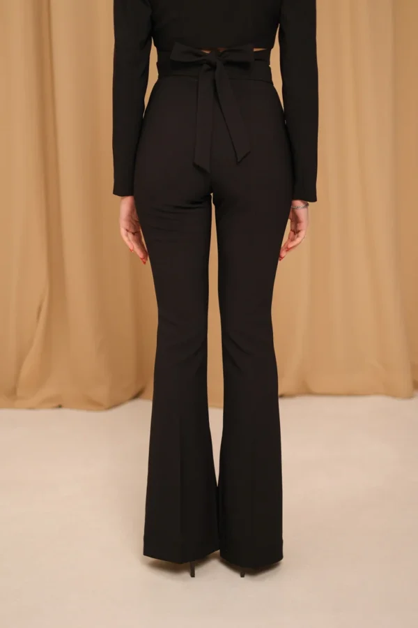 Eleganckie spodnie flare Bella w kolorze czarnym – REPULO’S