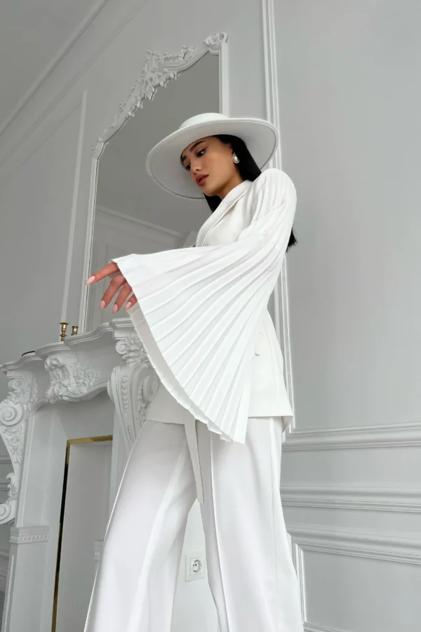 Biały żakiet damski Eclair na wesele, galę i eleganckie przyjęcia - REPULO’S